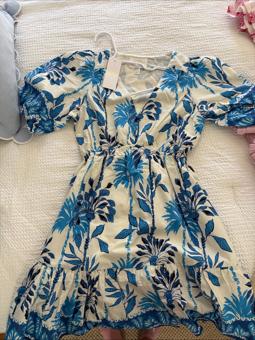 NWT Stunning Blue Summer Lilly Pulitzer Mini Dress with Blue Floral Print - Picture 2 of 4